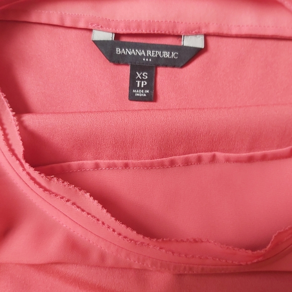 Banana Republic Sleeveless top - Picture 3 of 3